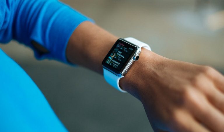 Γη καλεί Διάστημα – Τα Apple Watch αποκτούν δορυφορικές επικοινωνίες