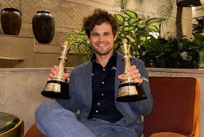 Μάγκνους Κάρλσεν: Ο παγκόσμιος πρωταθλητής σκακιού εγκατέλειψε τουρνουά λόγω ενός παντελονιού