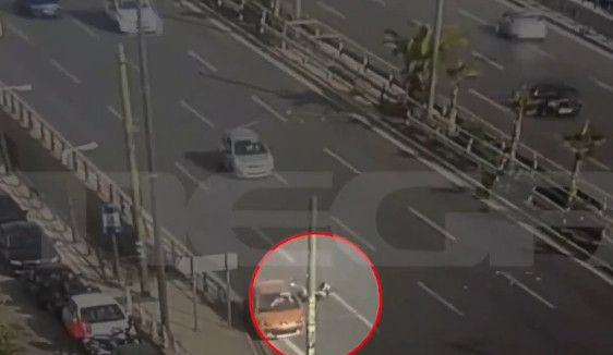 Λεωφόρος Συγγρού: Βίντεο από τροχαίο γνωστού ηθοποιού – Σώθηκε από θαύμα