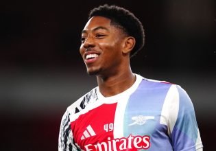 Η Άρσεναλ «δένει» τον 18χρονο Σκέλι στο Λονδίνο (vid)