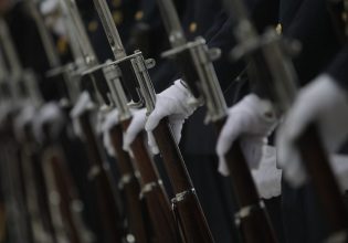 Στρατιωτικές σχολές: Αναρτήθηκε η προκήρυξη επιλογής υποψήφιων – Πότε ξεκινάνε οι αιτήσεις