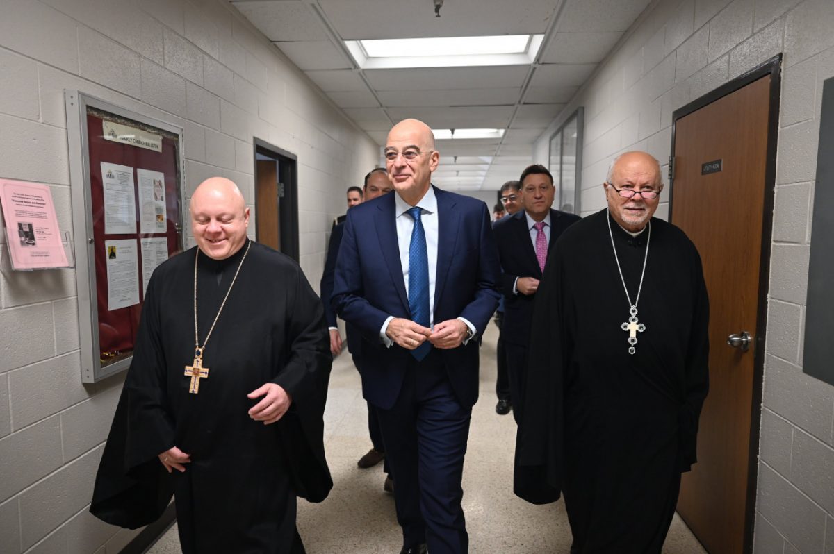 Στιγμιότυπο από την επίσκεψη του Νίκου Δένδια στο Σικάγο. 