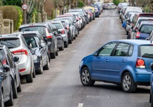 Το απόλυτο «κόλπο» για να βρίσκεις πάντα θέση πάρκινγκ