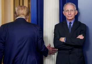 Παρά τις απειλές για τη ζωή του, ο Τραμπ άφησε τον Φάουτσι χωρίς προσωπική ασφάλεια