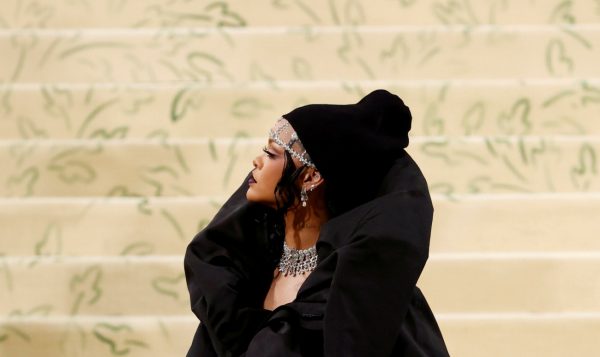 Ριάνα: Εμφανίστηκε στη δίκη του ASAP Rocky – Πως απέφυγε τα φώτα της δημοσιότητας