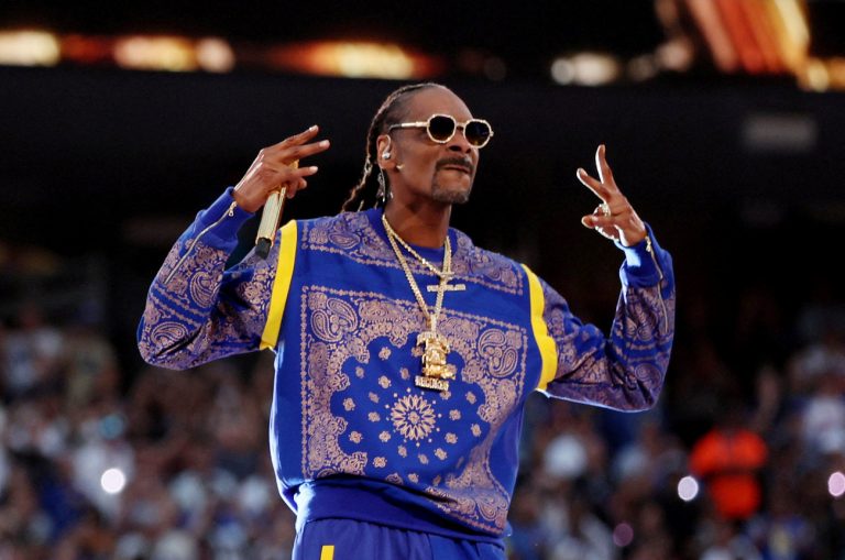 Λαϊκά δικαστήρια: Τι δουλειά είχε ο Snoop Dogg στο Crypto Ball του Ντόναλντ Τραμπ;