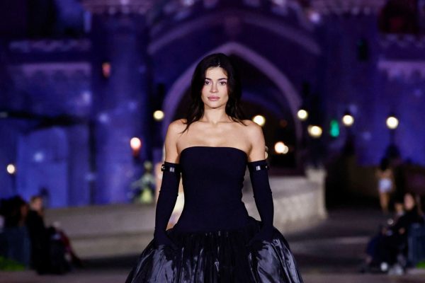 Στο εδώλιο η Κάιλι Τζένερ: Θρηνεί για τις φωτιές, ενώ ρυπαίνει σουλατσάροντας με το ιδιωτικό της τζετ