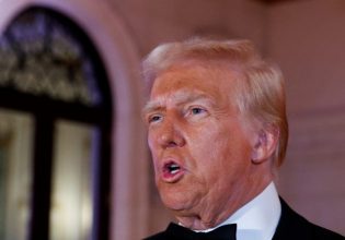 Ενιαίο μέτωπο από Καναδά και Μεξικό απέναντι στους δασμούς Τραμπ