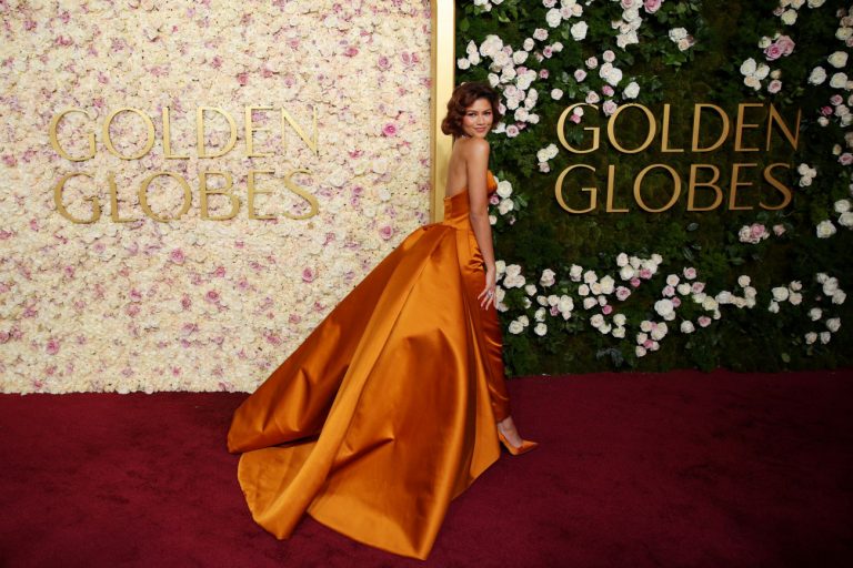 Τι γίνονται τα φορέματα των διασημοτήτων μετά το κόκκινο χαλί;