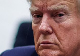 ΗΠΑ: O Τραμπ θέλει να φέρει απελάσεις-εξπρές με πρόσχημα δημόσιας υγείας και νόμο από την πανδημία