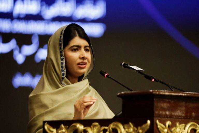 Μαλάλα Γιουσαφζάι: Καλεί για μη νομιμοποίηση της εξουσίας των Ταλιμπάν στο Αφγανιστάν – «Κρύβουν τα εγκλήματα»