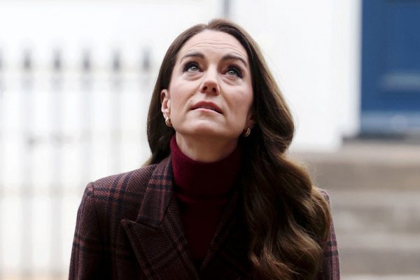 New York Times: O καρκίνος της Κέιτ Μίντλετον είναι σε ύφεση. Αυτό δε σημαίνει ότι θεραπεύτηκε