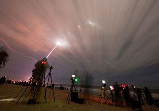 New Glenn: Περίπου επιτυχής η πρώτη εκτόξευση του Τζεφ Μπέζος σε τροχιά