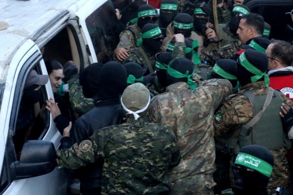 Χαμάς: «Δεν σχεδιάζει να πάει πουθενά» – Πώς είναι η κατάστασή της μετά από 15 μήνες πολέμου στη Γάζα