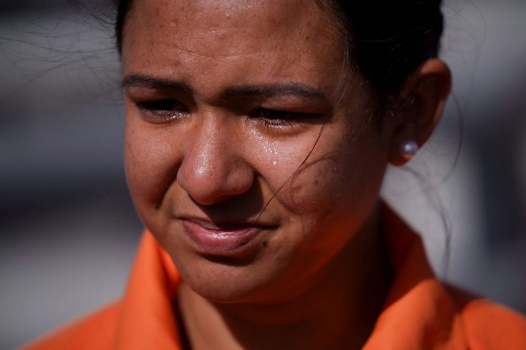 Τραμπ: Στρατός στα σύνορα, διακοπή της ιθαγένειας – Σε τι μεταφράζεται η αντιμεταναστευτική επίθεσή του