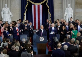 ΗΠΑ: Ποιος μπορεί να σταματήσει τον Ντόναλντ Τραμπ;