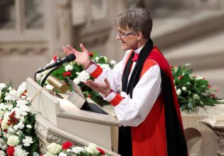 Τραμπ: Άκουσε «κήρυγμα από άμβωνος» για τα δικαιώματα ομοφυλόφιλων και προσφύγων