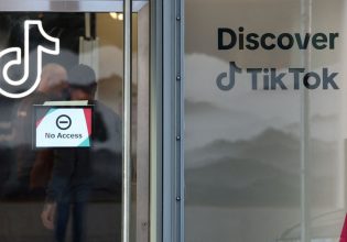 TikTok: O Λευκός Οίκος συνομιλεί με την Oracle και επενδυτές για την εξαγορά του