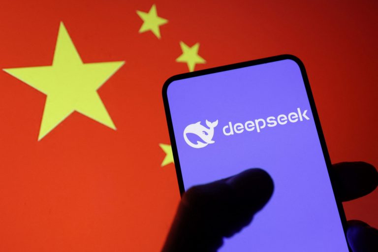 DeepSeek: Χρήστες κατάφεραν να το «σπάσουν» και να μιλήσει για όσα του… απαγορεύονται