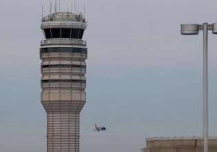 Τραγωδία στην Ουάσινγκτον: «Δεν υπάρχουν επιζώντες» – Τι συνέβη με τον έλεγχο εναέριας κυκλοφορίας