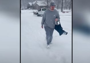 Πήρε φιλοδώρημα 2 δολάρια για να παραδώσει πίτσα μέσα σε χιονοθύελλα – Τελικά, βρέθηκε με 30 χιλιάδες