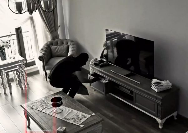 Χαλκιδική: Διαρρήκτες «σήκωσαν» με κλαρκ χρηματοκιβώτιο 2,5 τόνων από σπίτι