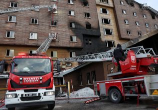 Ερντογάν: Θα λογοδοτήσουν οι υπεύθυνοι για τη φονική πυρκαγιά στο ξενοδοχείο – Κήρυξε ημέρα εθνικού πένθους