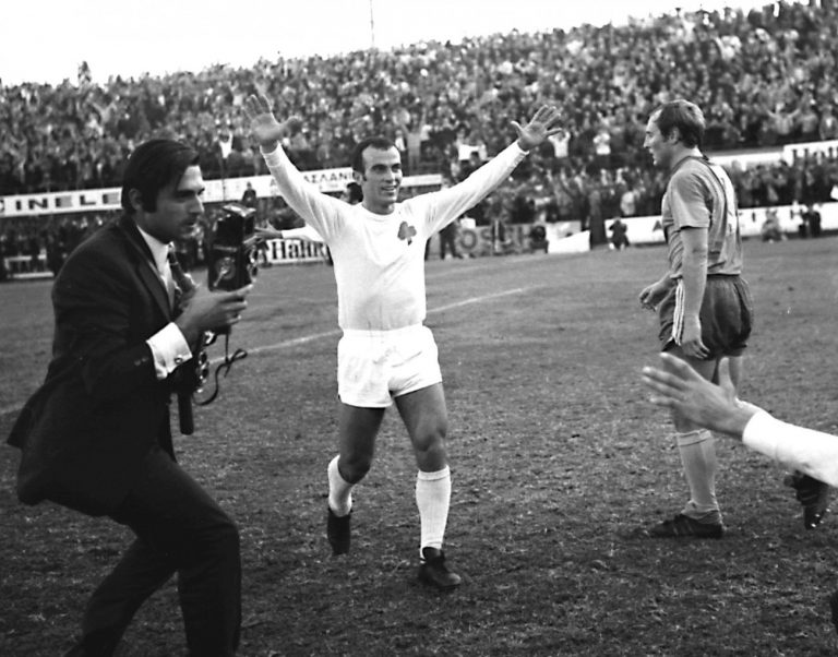 Ο Μίμης Δομάζος υπήρξε ένας συγκρουσιακός ηγέτης