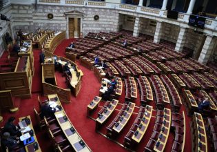 Την Τετάρτη εισάγεται στην Ολομέλεια της Βουλής το νομοσχέδιο με ρυθμίσεις και για την ενδοοικογενειακή βία