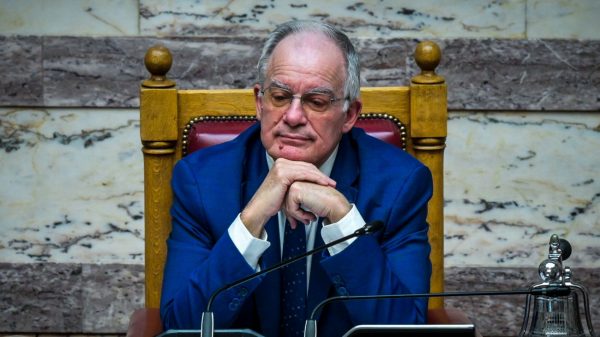 Κώστας Τασούλας: Χιούμορ και ατάκες που έγιναν viral