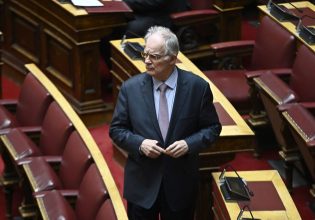 Σχόλιο Καρυστιανού για πιθανή επιλογή Τασούλα για ΠτΔ – «Όσα γνωρίζουμε συνηγορούν υπέρ του αποκλεισμού του»