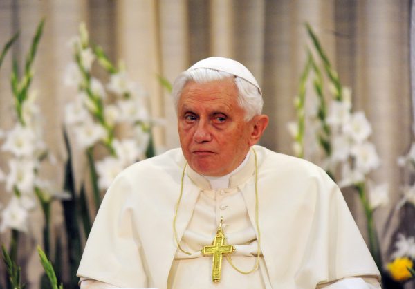 «Διαφθορά, κατάχρηση»: Ο Πάπας Φραγκίσκος λέει ότι παρέλαβε ένα «λευκό κουτί σκανδάλων»