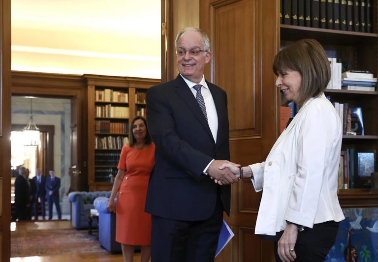 Κατερίνα Σακελλαροπούλου και Κώστας Τασούλας γευμάτισαν μαζί στο Παγκράτι – Τι συζήτησαν;