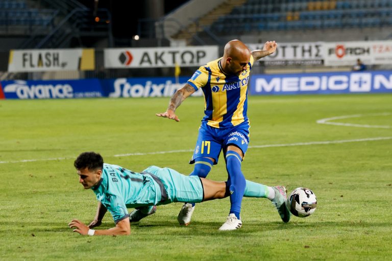 Λεβαδειακός – Αστέρας Τρίπολης 1-2: Ανατροπή με Καλτσά και Μακέντα