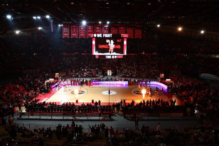 Ολυμπιακός: Ποδαρικό στο ΣΕΦ για το 2025 με sold out (pic)