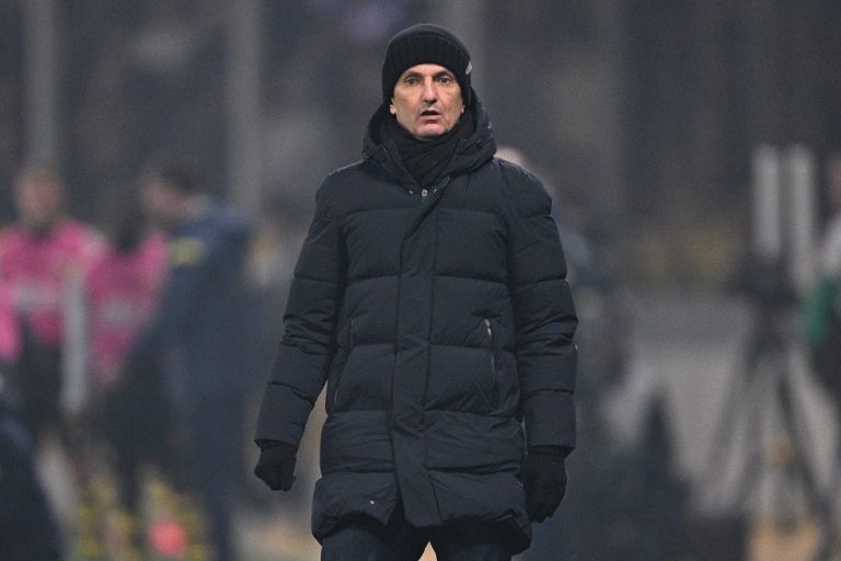 «Παραμένει στη λίστα της Μπεσίκτας ο Λουτσέσκου» (pic)