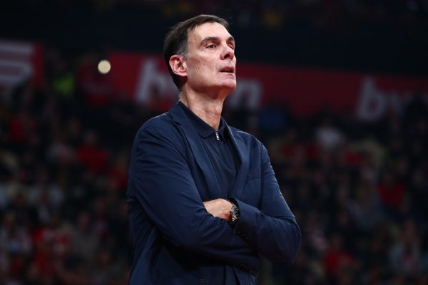 Μπαρτζώκας για το επεισόδιο με τον Σάρας: «Λύθηκε η παρεξήγηση, μας ενώνει η αγάπη για τη Γιουνάιτεντ»