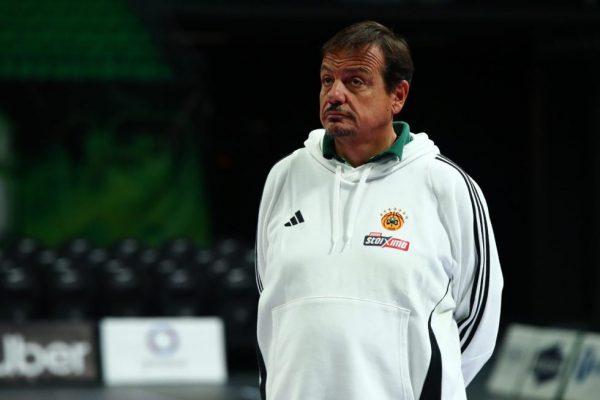 Αταμάν: «Δεν θα πάρουμε παίκτη μόνο και μόνο για να κάνουμε μεταγραφή»