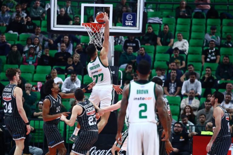 Παναθηναϊκός – ΠΑΟΚ 100-81: Συνεχίζει ακάθεκτος – Πρωταγωνιστές ξανά οι Ναν και Γιούρτσεβεν (vid)