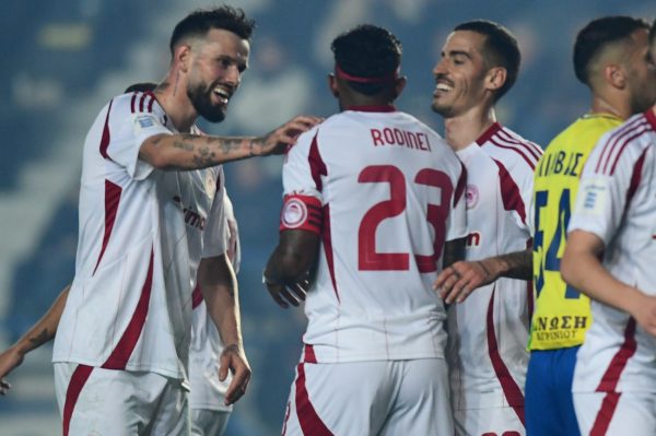 Megasports: Μόνος στην κορυφή