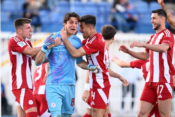 Ατρόμητος – Ολυμπιακός 1-2: Γάντια… πρωταθλητή!