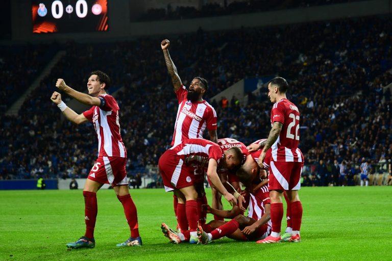 Τι θέλει ο Ολυμπιακός για μπει στην 8άδα και να περάσει απευθείας στους «16» του Europa League (pic, vid)