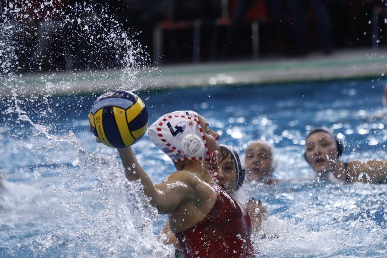 Ολυμπιακός – Άλιμος ΝΑΣ 14-11: Στην οκτάδα του Champions League οι Ερυθρόλευκες (vid)