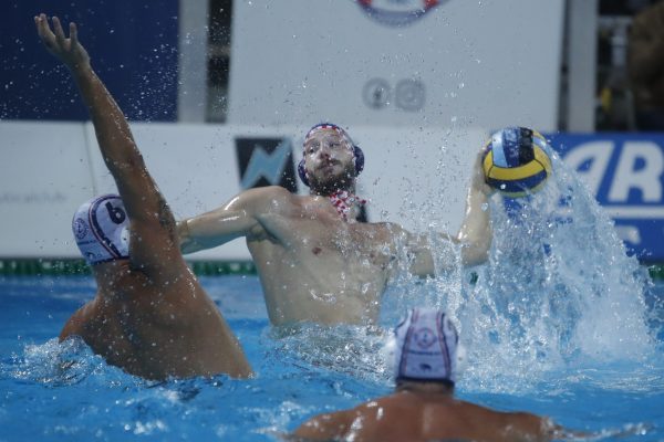 Βουλιαγμένη – Ολυμπιακός 10-13: Πέρασαν στο final 4 του Κυπέλλου Ελλάδας οι Ερυθρόλευκοι