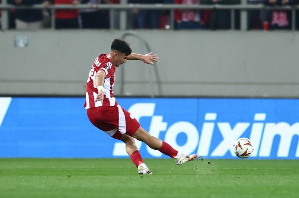 Μεγάλη ευκαιρία για τον Ολυμπιακό με τον Κωστούλα (vid)