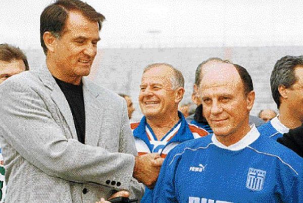 Nτούσαν Μπάγιεβιτς στο in για τον Μίμη Δομάζο: «Το αξέχαστο γκολ στο Καραϊσκάκη»