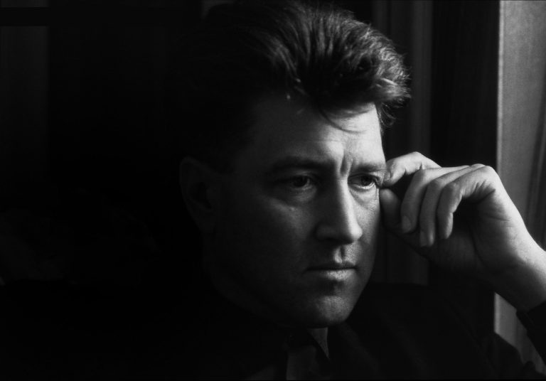 «O κινηματογράφος του μου έμαθε πολλά για τη φωτογραφία»: Ο Βαγγέλης Ρασσιάς αποχαιρετάει τον Ντέιβιντ Λιντς