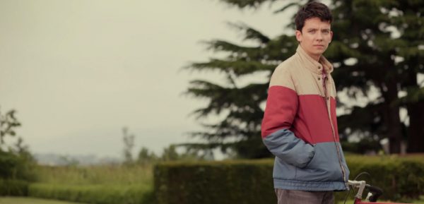 O Asa Butterfield κουράστηκε να παίζει τον σπασίκλα έφηβο που λύνει σεξουαλικά προβλήματα