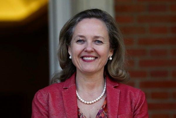 Νάντια Καλβίνιο: «Ενισχύουμε τη στήριξη στην αμυντική βιομηχανία»