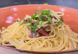 Συνταγή: Σπαγγέτι aglio e olio με σύγκλινο